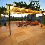 Hotel Matiana View Cave