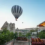 Hotel Matiana View Cave *