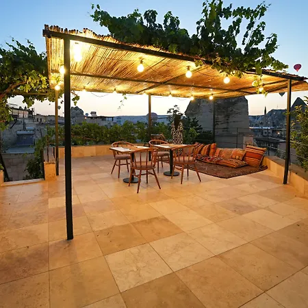 Hotel Matiana View Cave