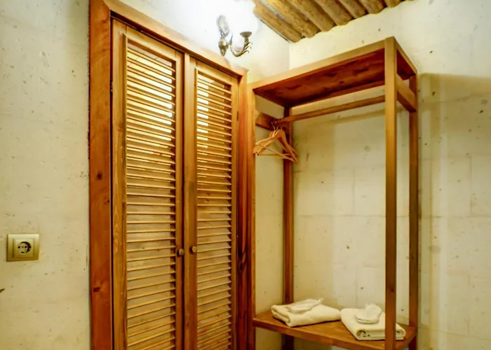 Matiana View Cave 호텔 *